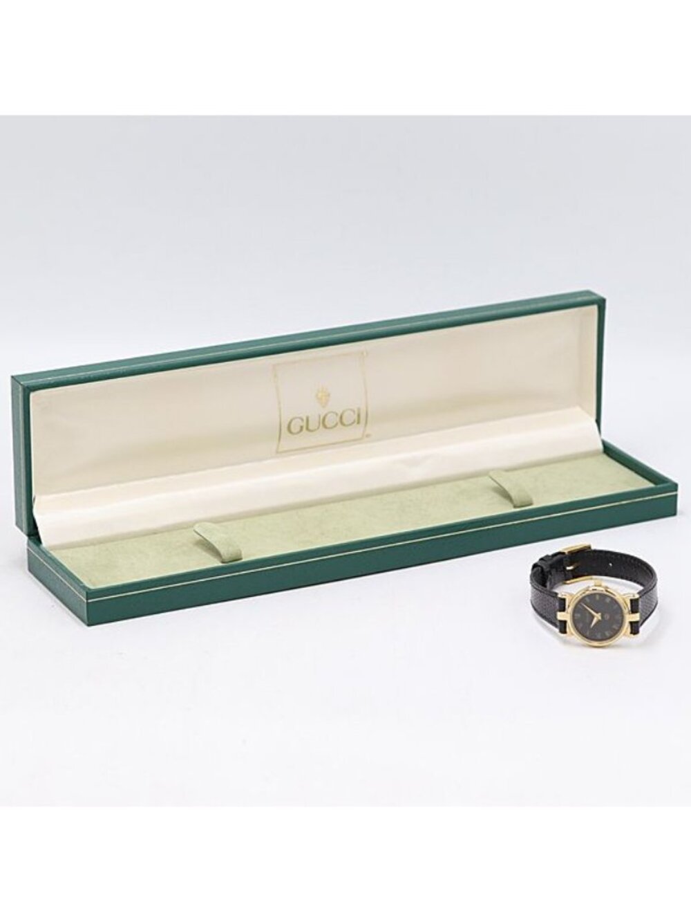 Gucci Quartz Black Dial Watch - Picture 5 of 5